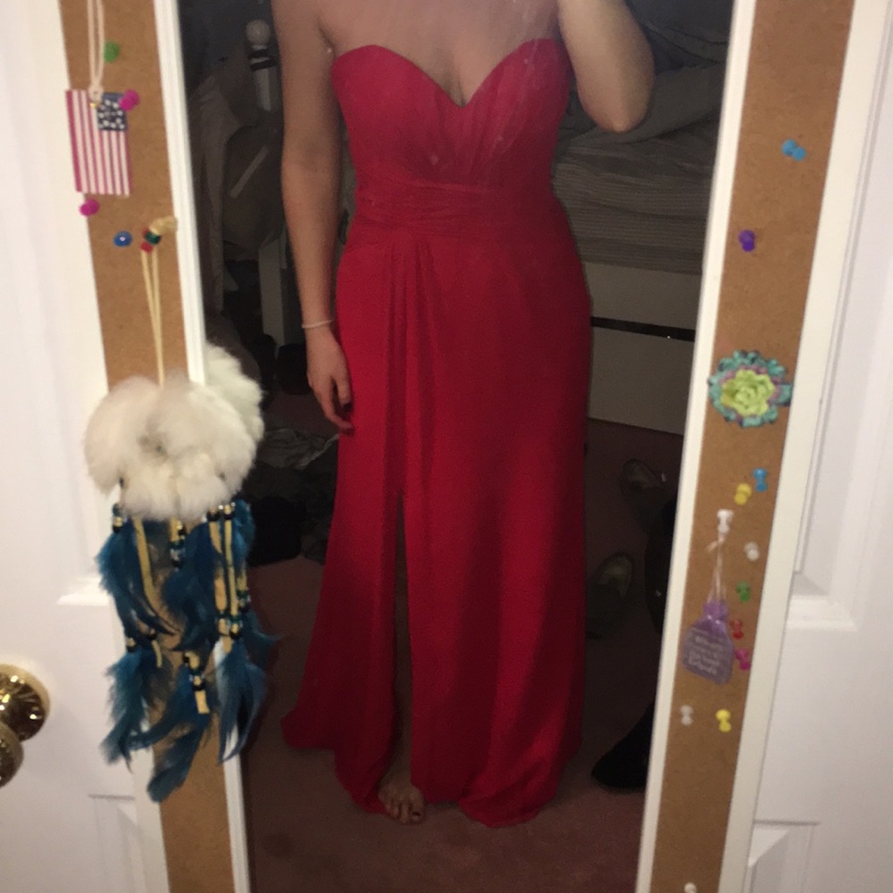 Red Prom dress